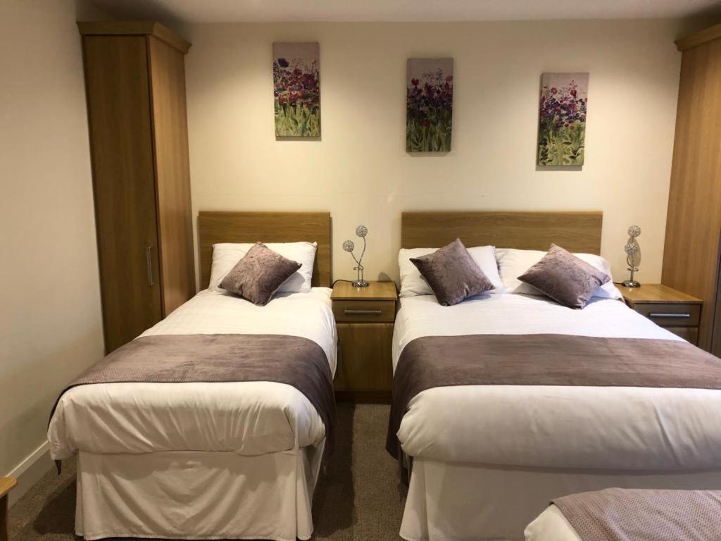 The Armada Inn Armoy Екстериор снимка
